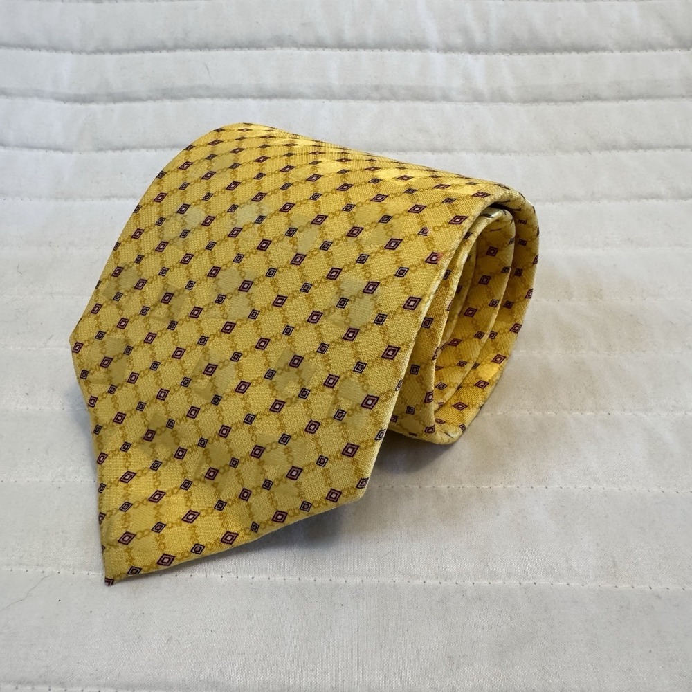 100% Seta Silk Necktie Yellow Geometric Diamond Pattern Made in Italy Mens Tie